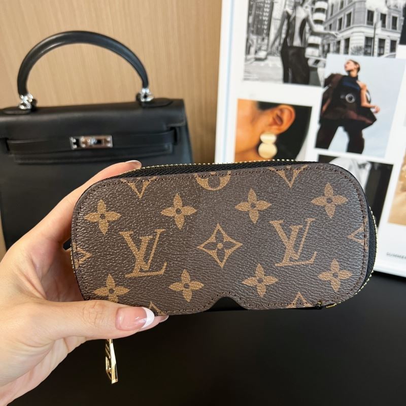 LV